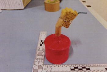 Alleen werkstraf bezit 700 shells 200 napolitaanse bommen